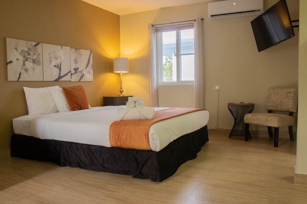 Tamuning Apartment | Beachfront Studio-Unit 205 Ocean Villa