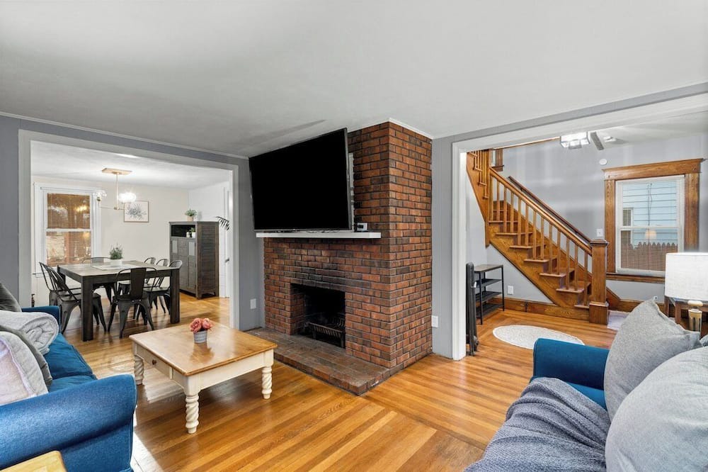 Pine Point House | #36 - Quaint 3 Bedroom House