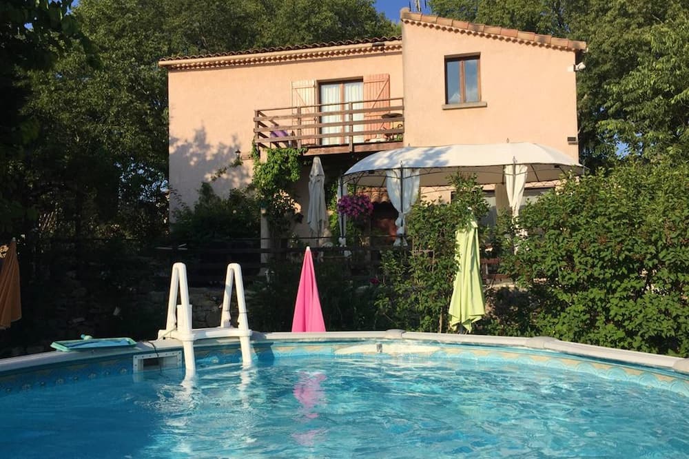 Chandolas Villa | Homerez - Spacious villa for 7 ppl. with swimming-pool and terrace at Chandolas