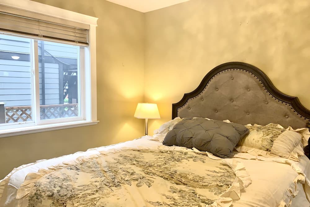 Langford House | Best place stay for holiday