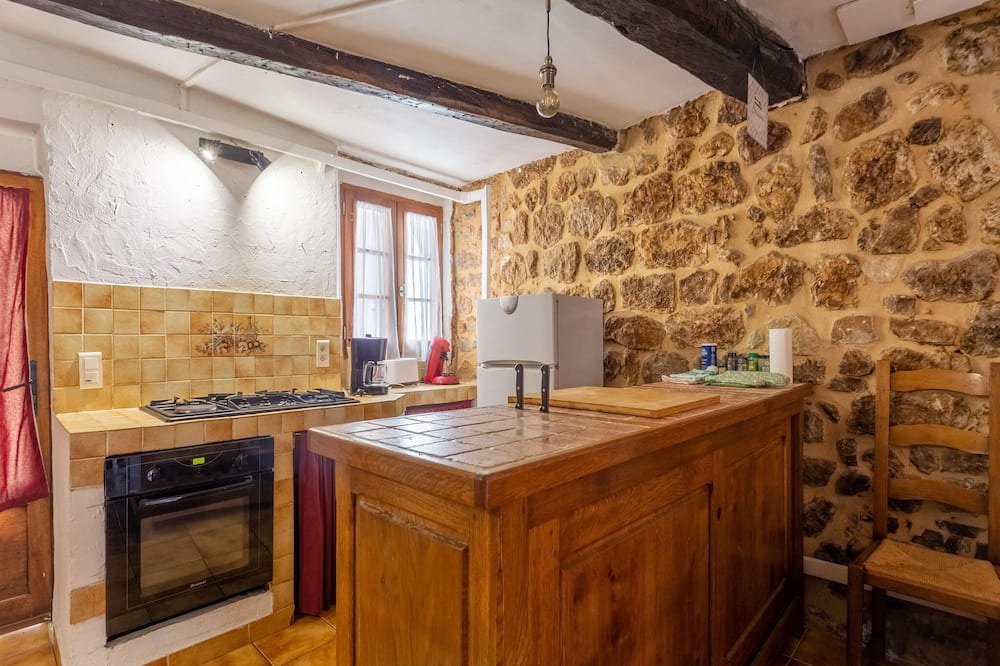 Montmeyan House | Village house at the foot of the Verdon