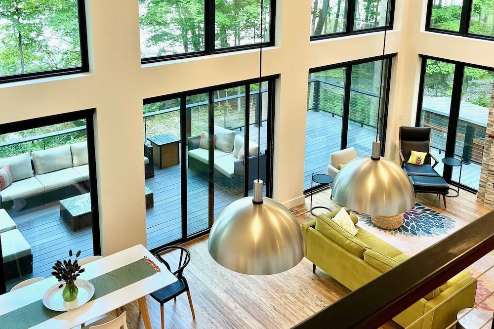 Skaneateles Cottage | Skaneateles Lake Modern House