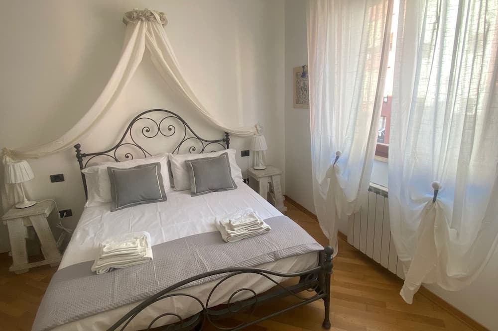 Scandicci Apartment | Vrbo Property