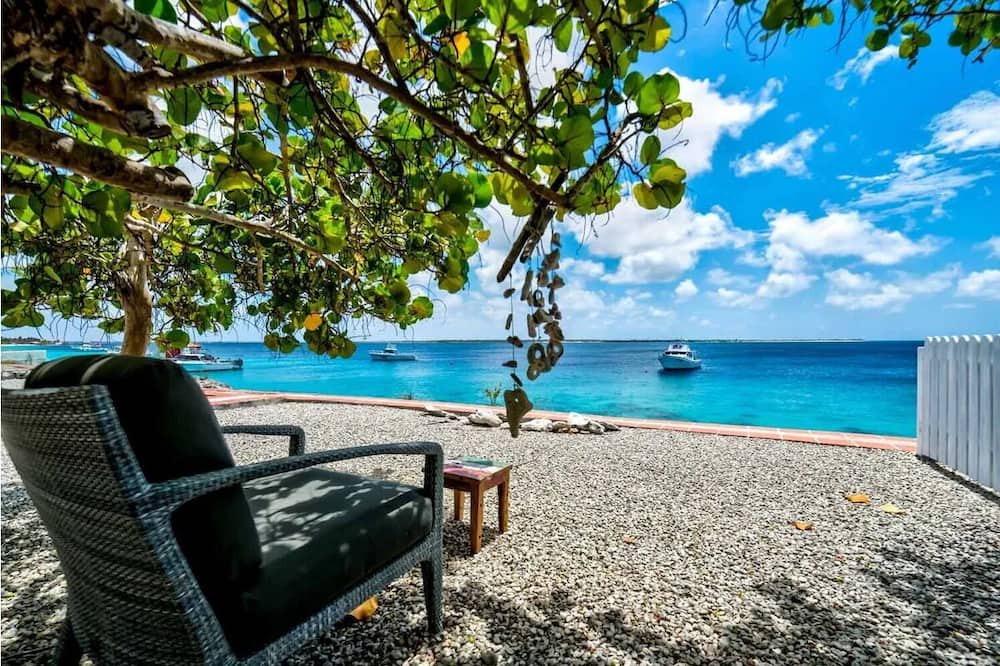 Kralendijk Villa | Oceanfront Villa Ocean Bleu
