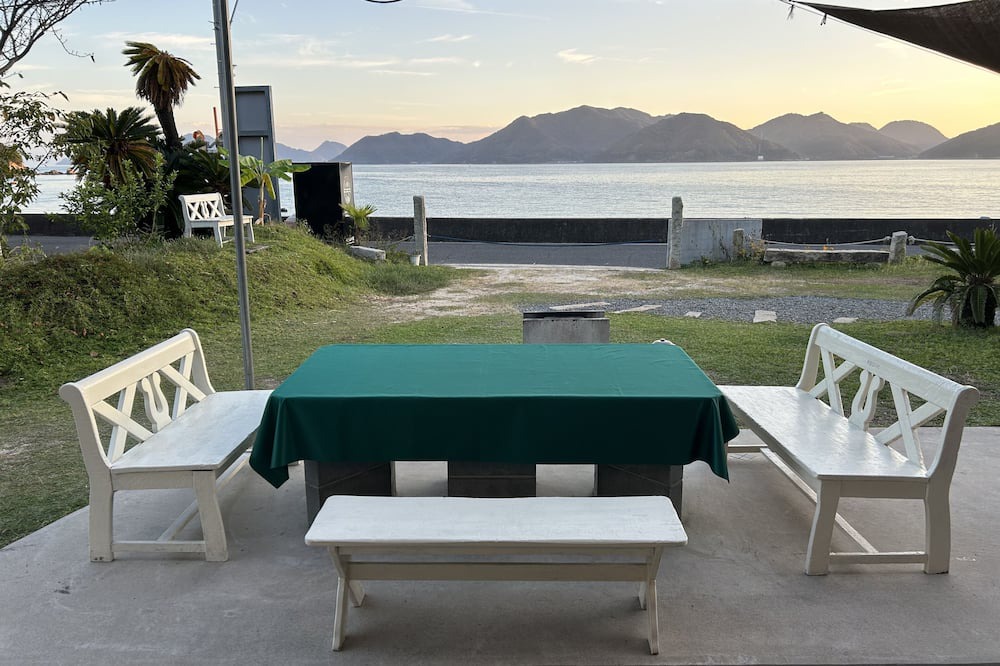 Onomichi Resort | 10seconds From the Beautiful sea in Front. Enjoy Bbq, Cycling, Sup With Dogs