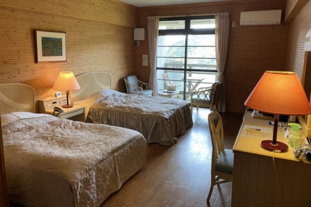 Otsuki House | 1 night without meals plan Westernstyle twin non / Hatagun Kōchi