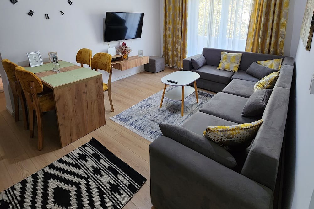 Tirana Apartment | Charming, contemporary guesthouse in the heart of Tirana. Pet-Friendly