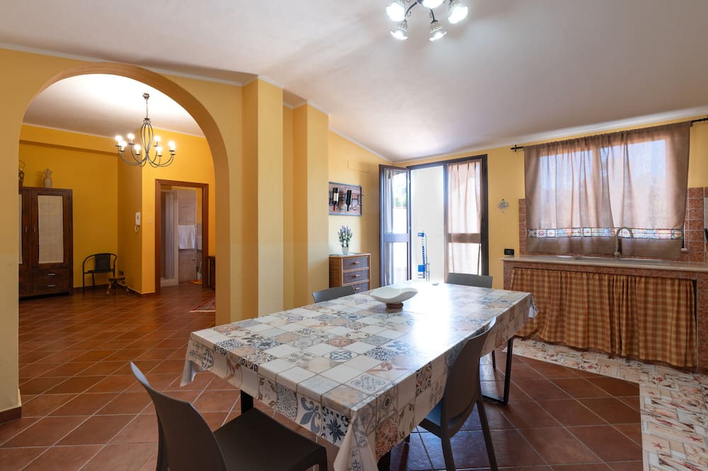 Trappeto House | Holiday Home 'Adelaide' with Sea View, Private Terrace and Wi-Fi