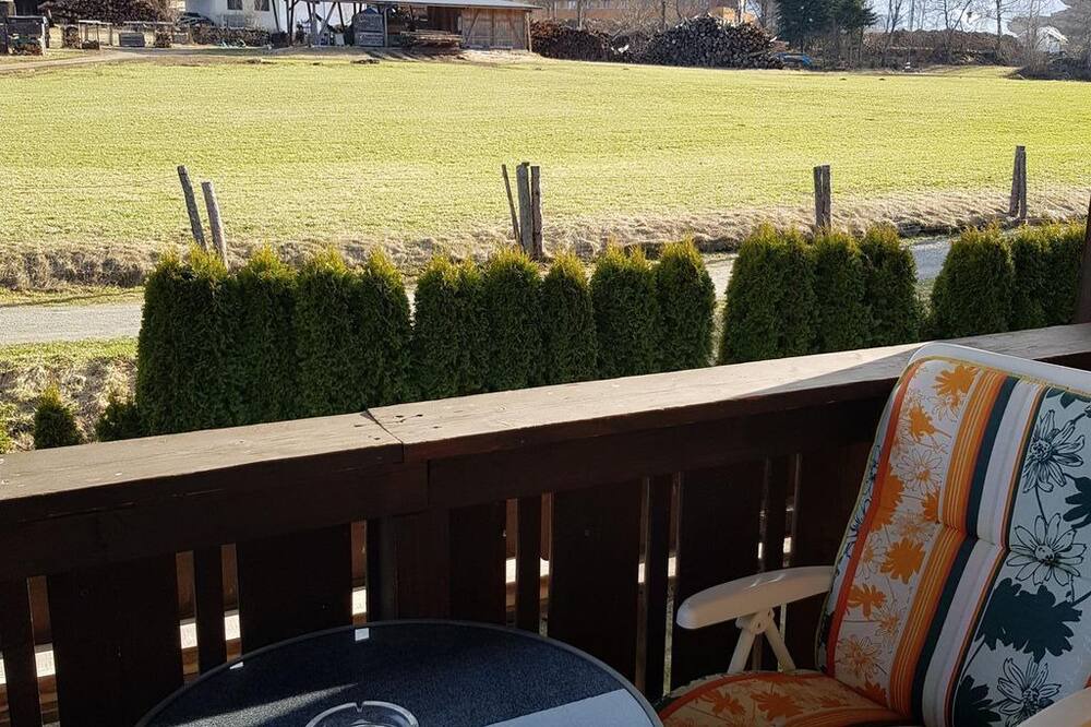 Sankt Lorenzen ob Murau Apartment | Nr. 2 Doppelzimmer mit Balkon, Bad und WC - Privatpension Hedi