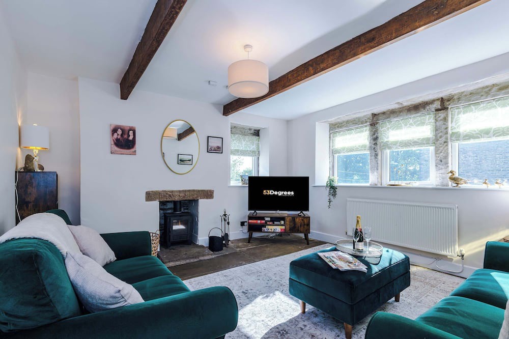 Haworth House | Beautiful Cottage in Haworth, The Perfect Retreat!