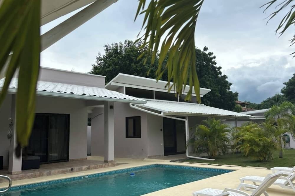 Nueva Gorgona Villa | Marvelous 3-Home Villa steps from Playa Malibu on Panama's Pacific Coast