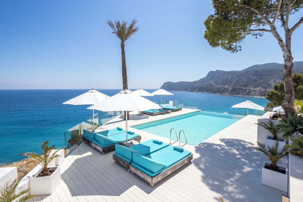 Bouvet Island House | TREMENDOUS HOUSE " PEARL" IN THE BEST AERA OF IBIZA ON THE FRONT LINE OF SEA