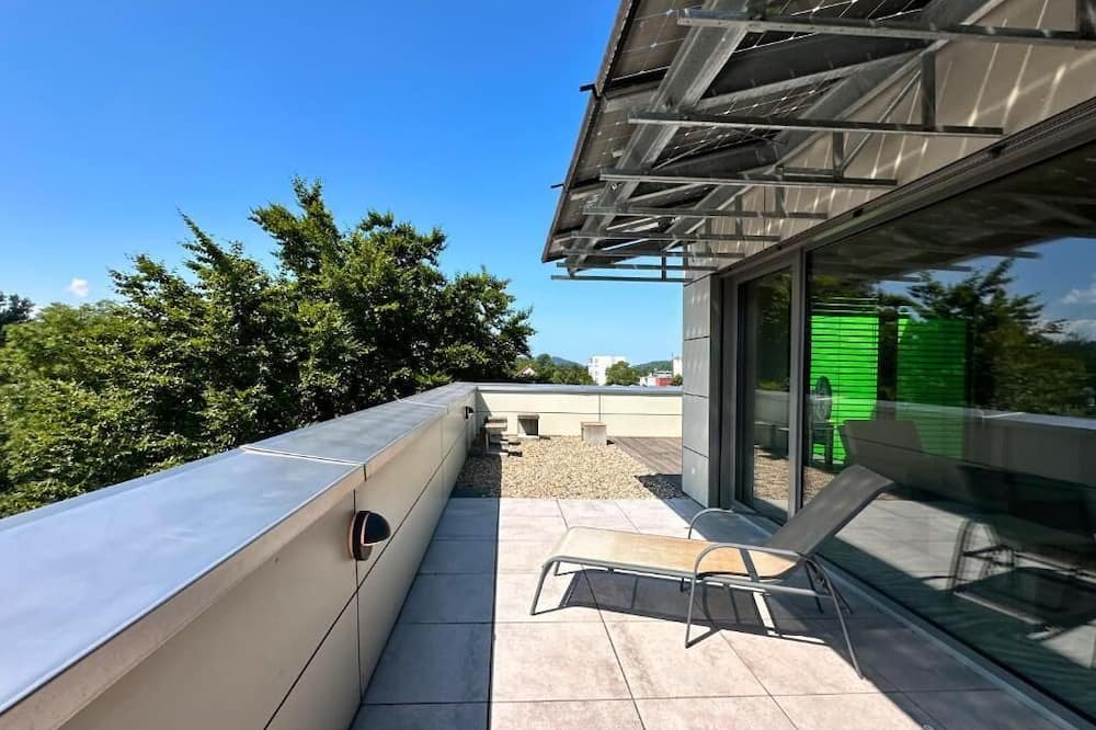 Schorndorf Apartment | LOFT for two - with a view, terraces and sauna