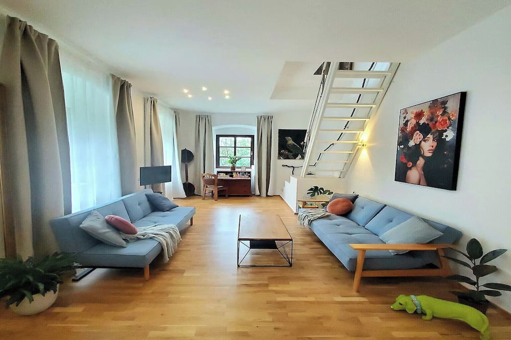 Beilngries Apartment | Family & dog-friendly vacation apartment 80 m2 to make you feel at home