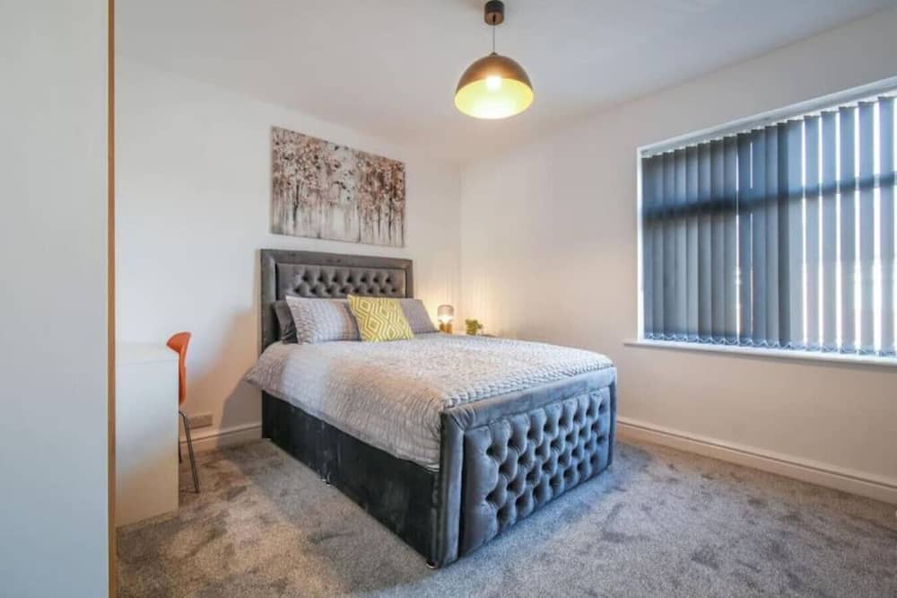 Blackburn House | Heart Of Blackburn: Modern Home