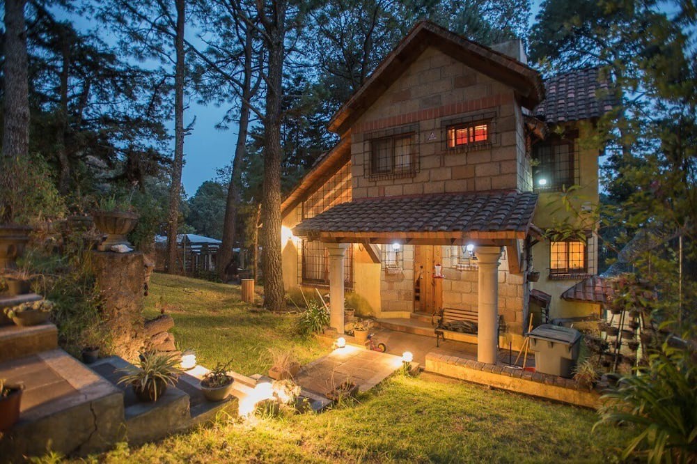 Huitzilac Cottage | Soothing 2-bedroom cottage in Real Montecassino