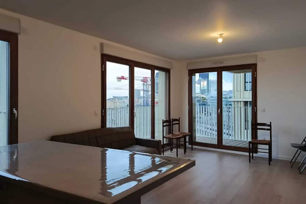 Parc-Nord Apartment | Homerez - Apartment in Nanterre