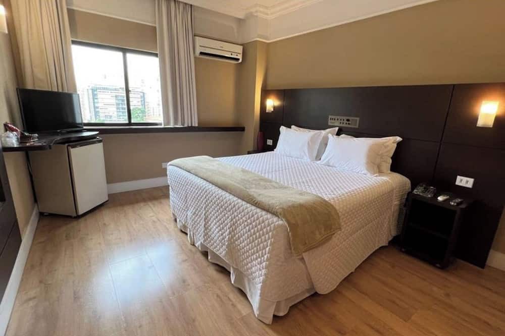 Republica Hotel | Vibrant São Paulo Stay – Executive Casal Room for Two w/Gym+ 24h Reception