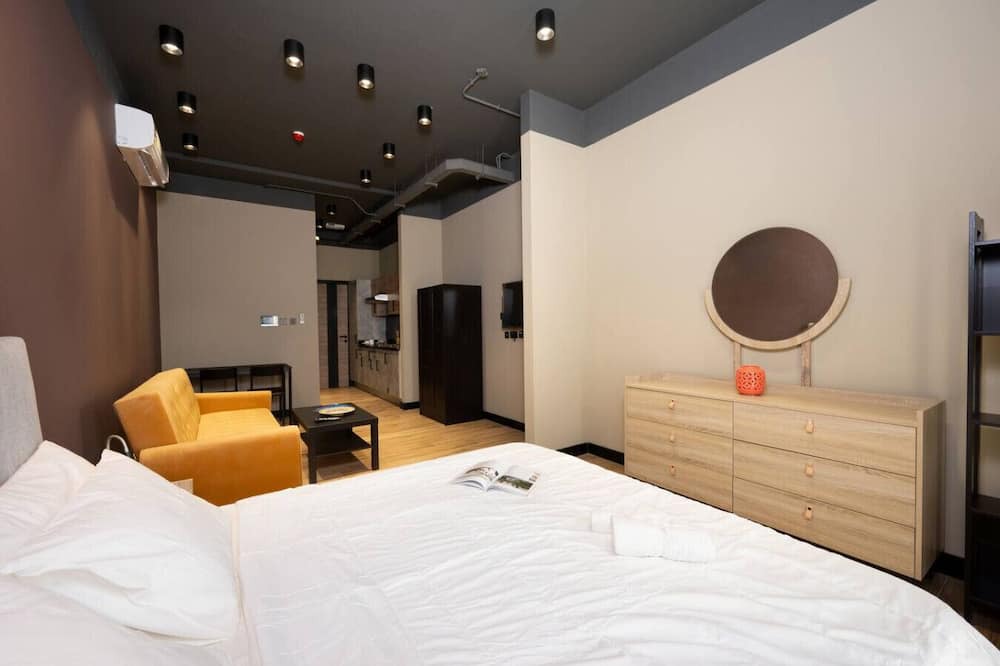 Duqm Apartment | Luxury home away (#81) | Studio by Spacey Duqom