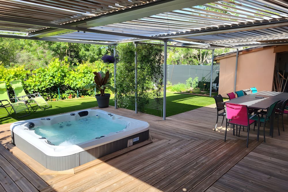 Le Bosc House | Gîte la casa del papé, 4 stars, near Lake Salagou