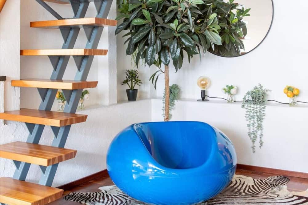 Kamppi Apartment | Penthouse Loft w/Jacuzzi & Sauna