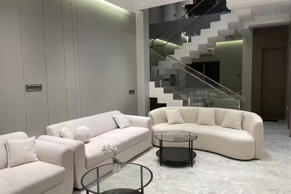 Raigad Villa | The Villa Exotica w/Pool, Lawn & Indoor Games