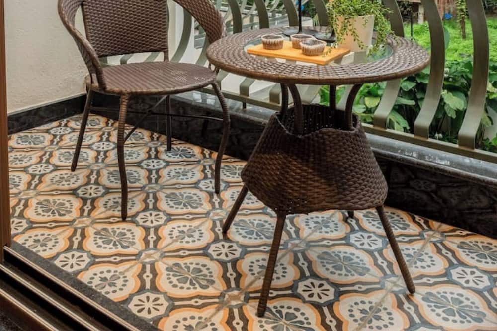 Calangute Apartment | Staymaster Veridian Premium 2BHK AC TV Pool