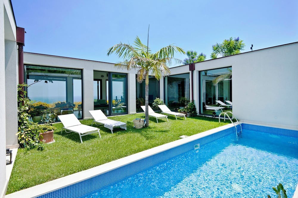 Coste Villa | Camelia - Three Bedroom Villa, Sleeps 6