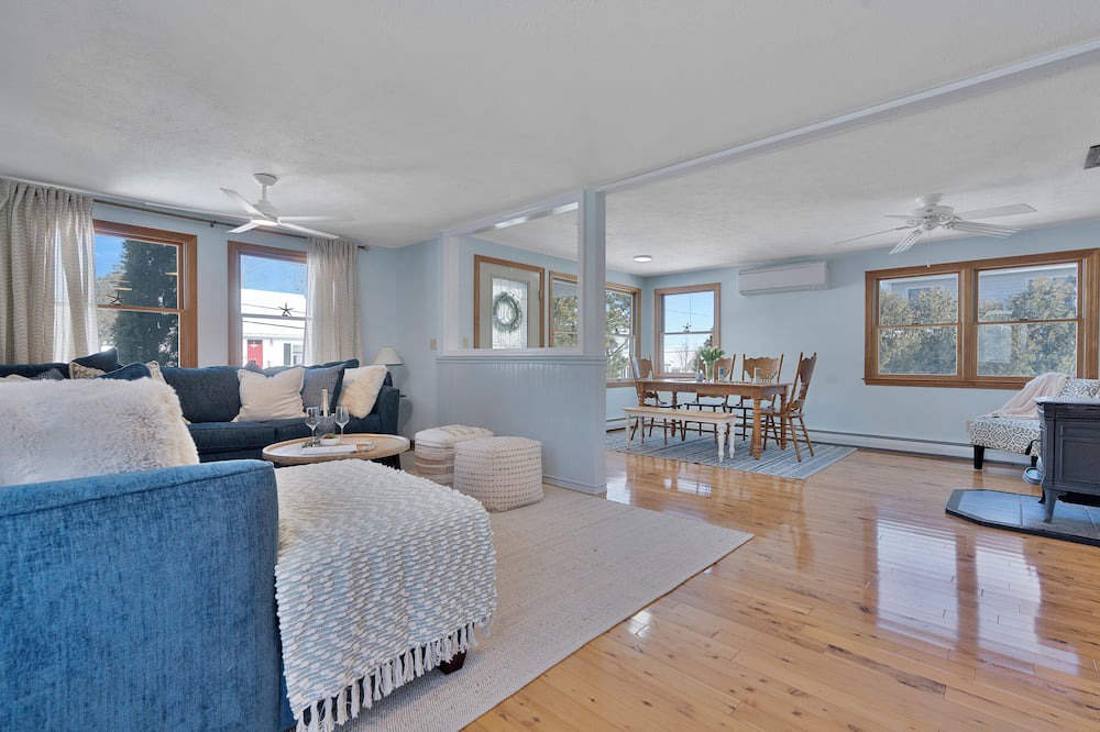 Camp Ellis House | Expansive Family Beach Compound @ Ferry Beach ~ Sleeps 17!