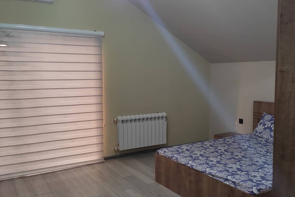 Baku Villa | Spacious 4-bedroom villa in charming Baku with AC