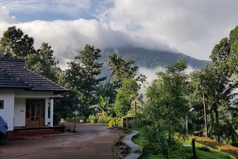 Todupulai Villa | Mountain view Villa Idukki