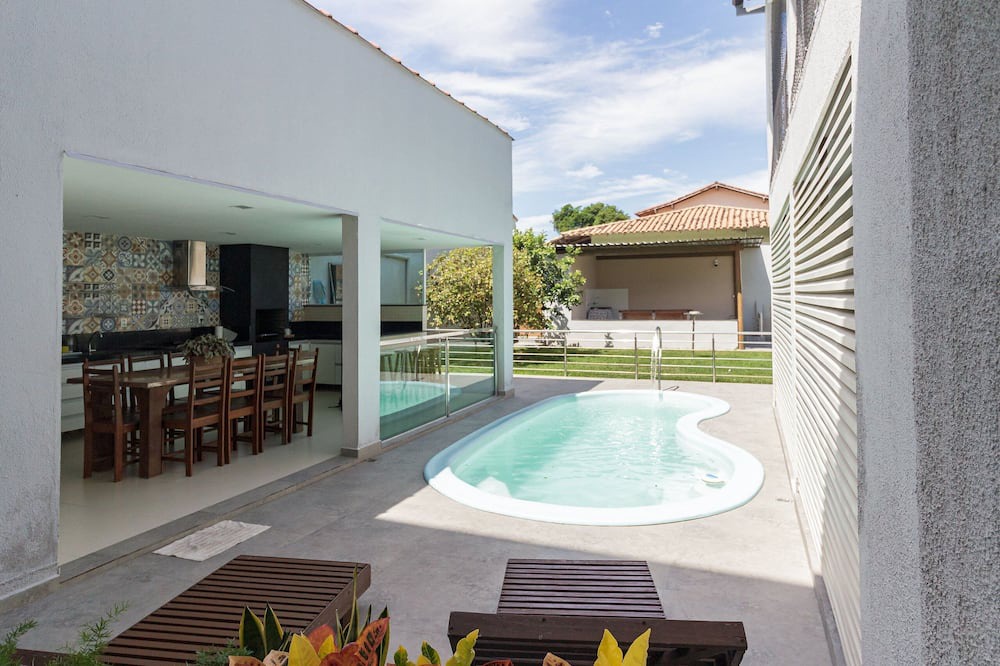 Ponta da Fruta House | House w/Pool & Yard Up to 15 Guests NOMDS