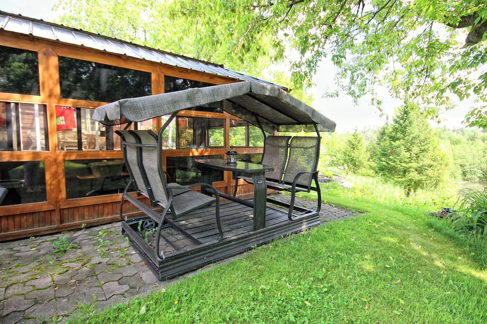 Shefford Hotel | Motel des deux lacs