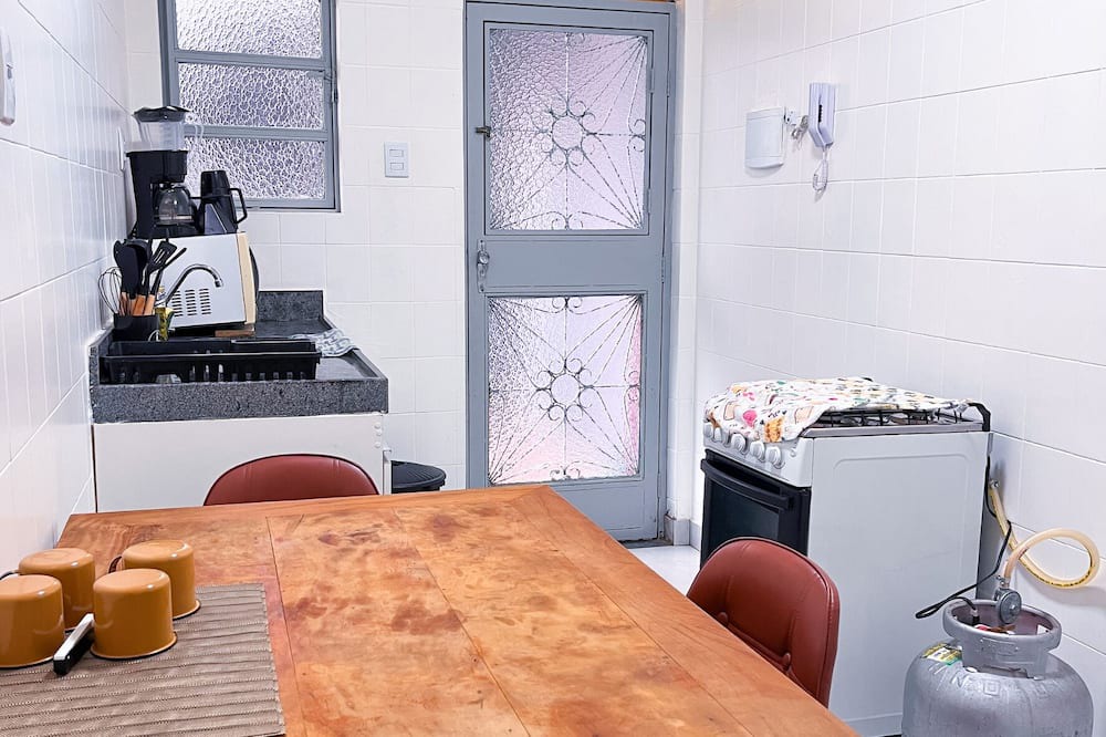 Padre Eustaquio Apartment | Caramelo I Apartment Quiet and with garage, easy access to downtown BH and Expominas