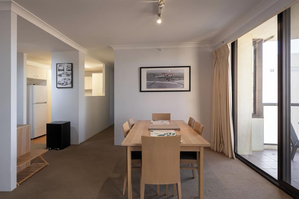 City West Apartment | Canberra City View Apartment