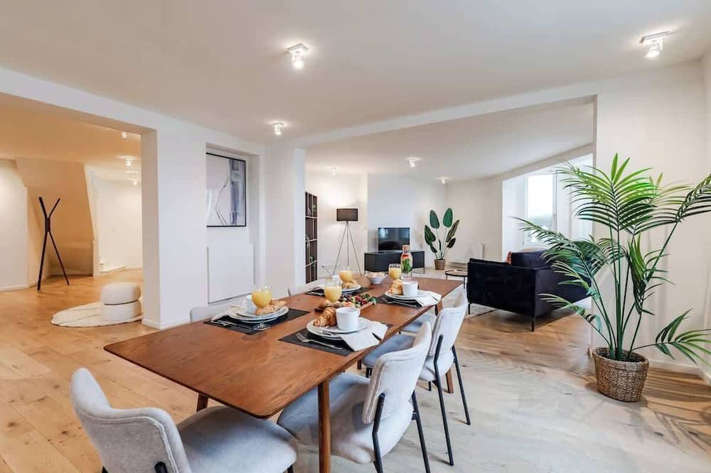 Etterbeek Apartment | Luxury Penthouse with Panoramic Views 3BR