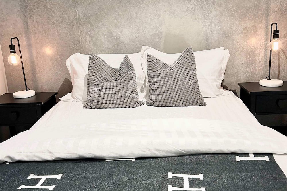 Kingston Apartment | Welcome to the Woolstore!