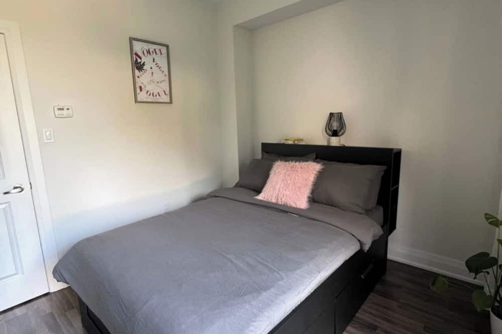 Brookhaven House | Beautiful Private Room with private Bath&Entrance