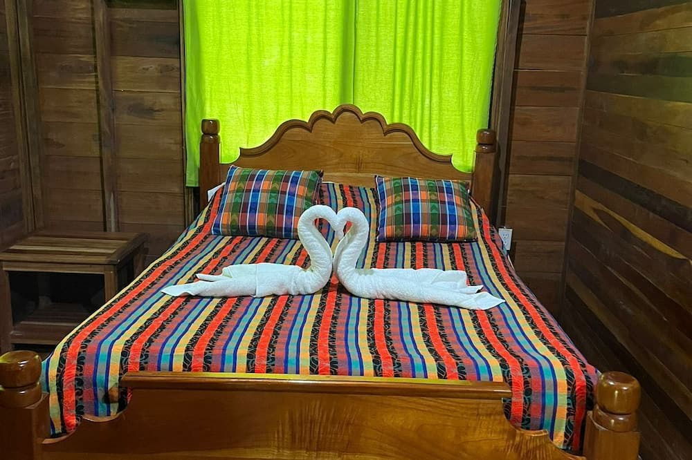 San Ignacio Cabin | Green Jay Cabin 2