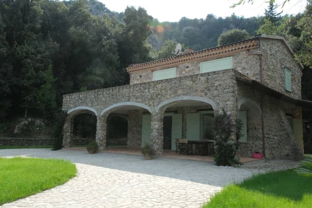 Scario Villa | The Wonder - By the Sea