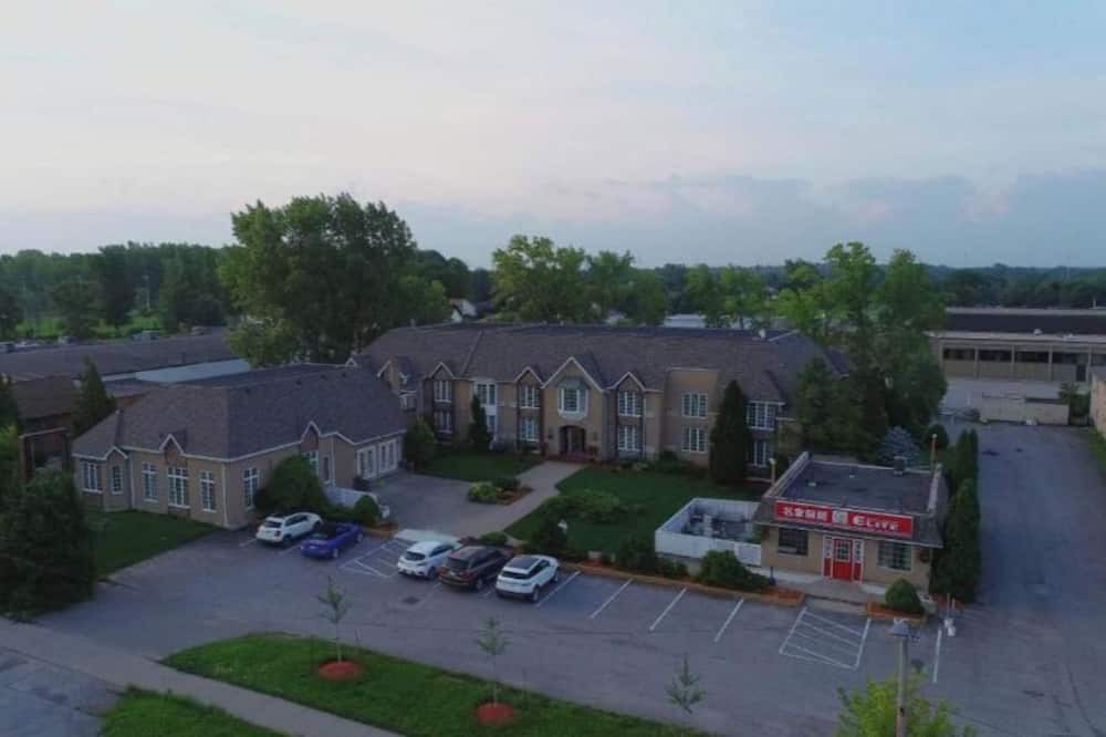 Niagara Falls Hotel | Fullerton Manor Inn