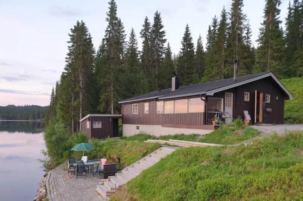 Orkdal Cottage | Authentic Norwegian Cabin with Stunning Lake Views - Cottage with Fishing
