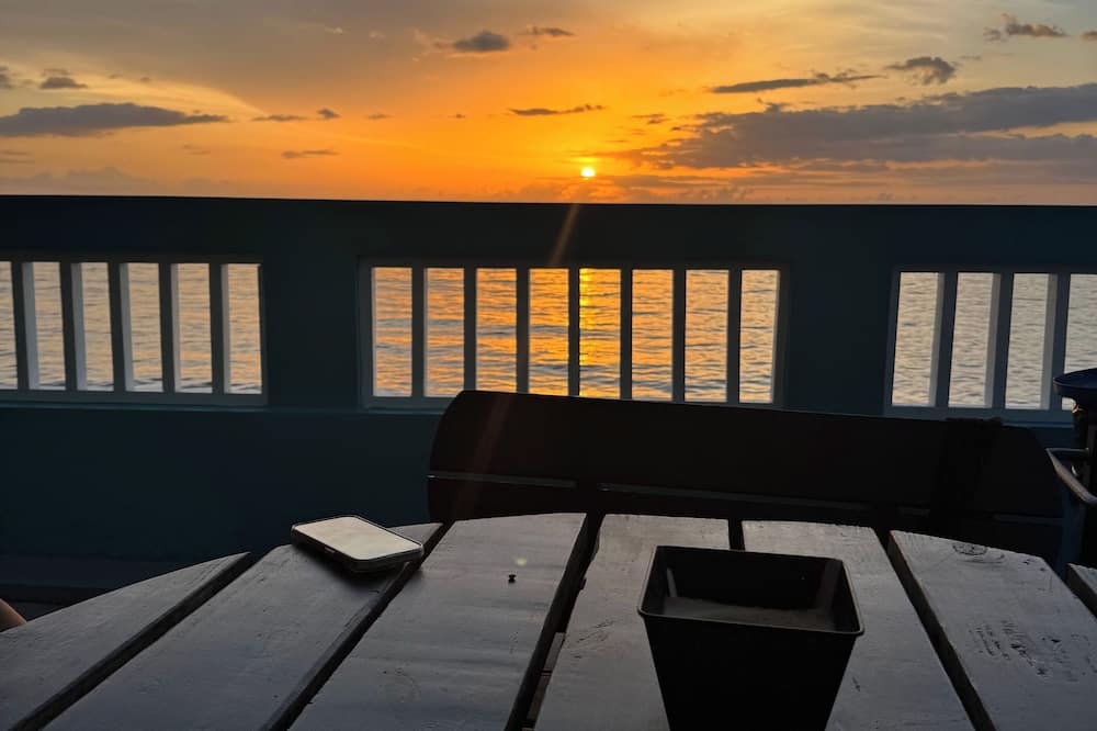 Guanajibo Apartment | 1st Floor - Direct Beach Access - Sleeps 6