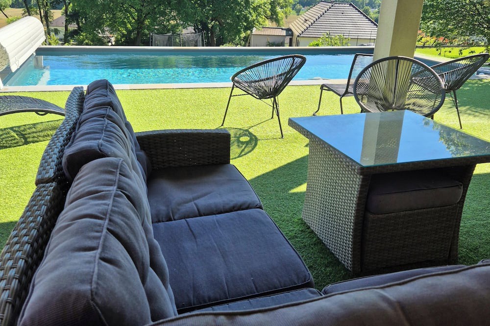 Bougarber Apartment | Fully equipped apartment in a quiet location with swimming pool and large terrace