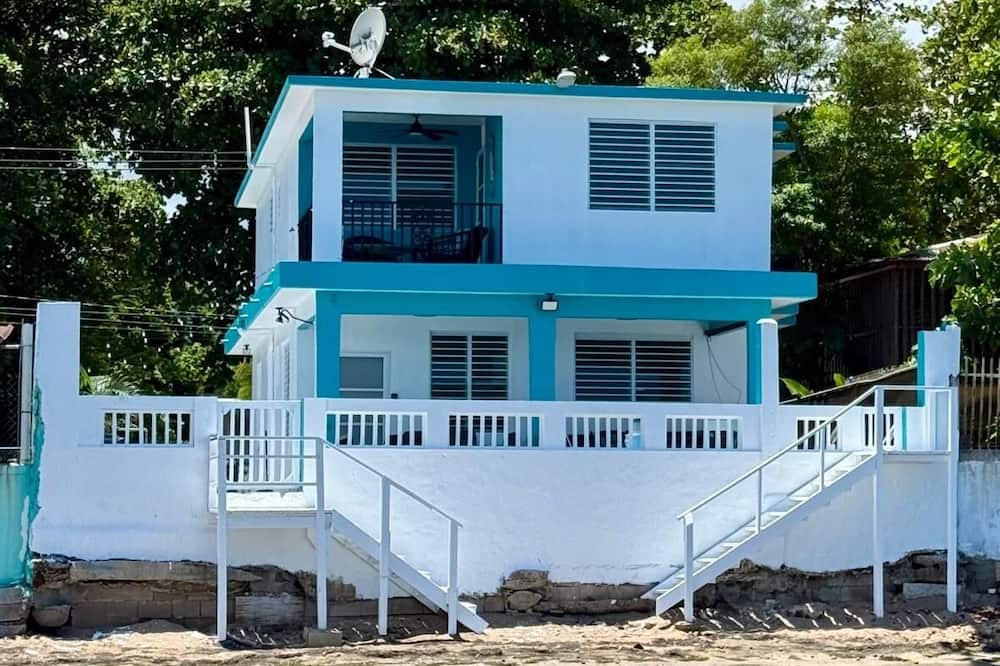 Guanajibo Apartment | 2nd Floor - Direct Beach Access - Sleeps 6