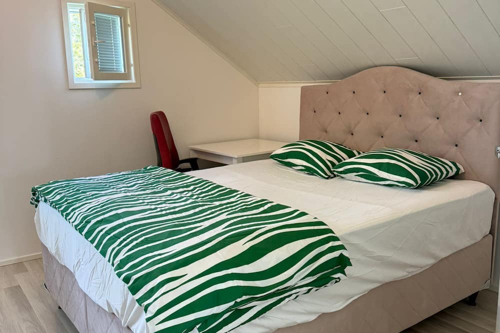 Aviapolis Villa | Stylish Spacious Home near Helsinki Airport