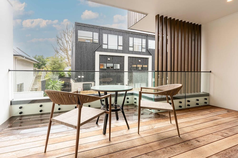 Greenlane Condo | Lux 4B Holiday House in Greenlane - ASBshowgrounds