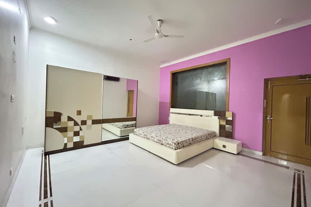Bodh Gaya Apartment | Comfy, spacious flat
