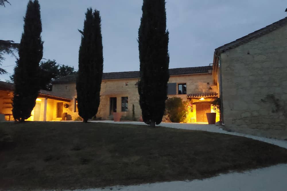 Terraube Apartment | Duplex studio "La Volière" 10 minutes from Lectoure, Fleurance and Condom