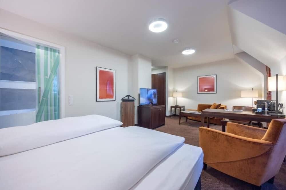 Heiligenhaus Apartment | Relax Unit Near Kettwiger Stadtwald With Bistro Dining And Pet Friendly Parking